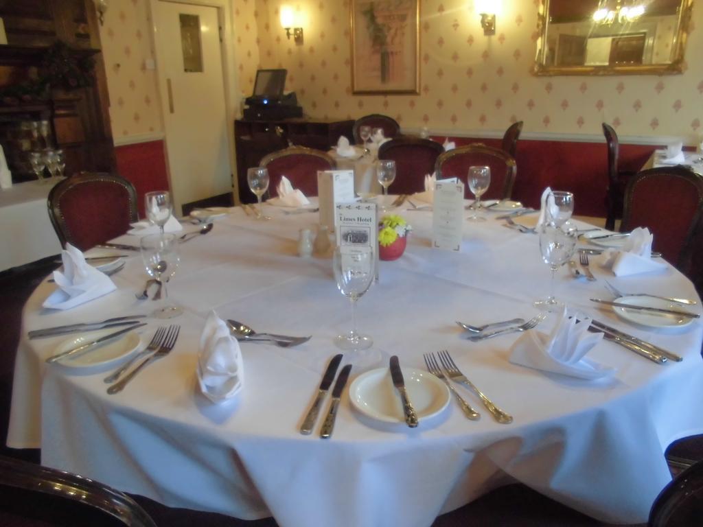 Limes Hotel Needham Market Dış mekan fotoğraf