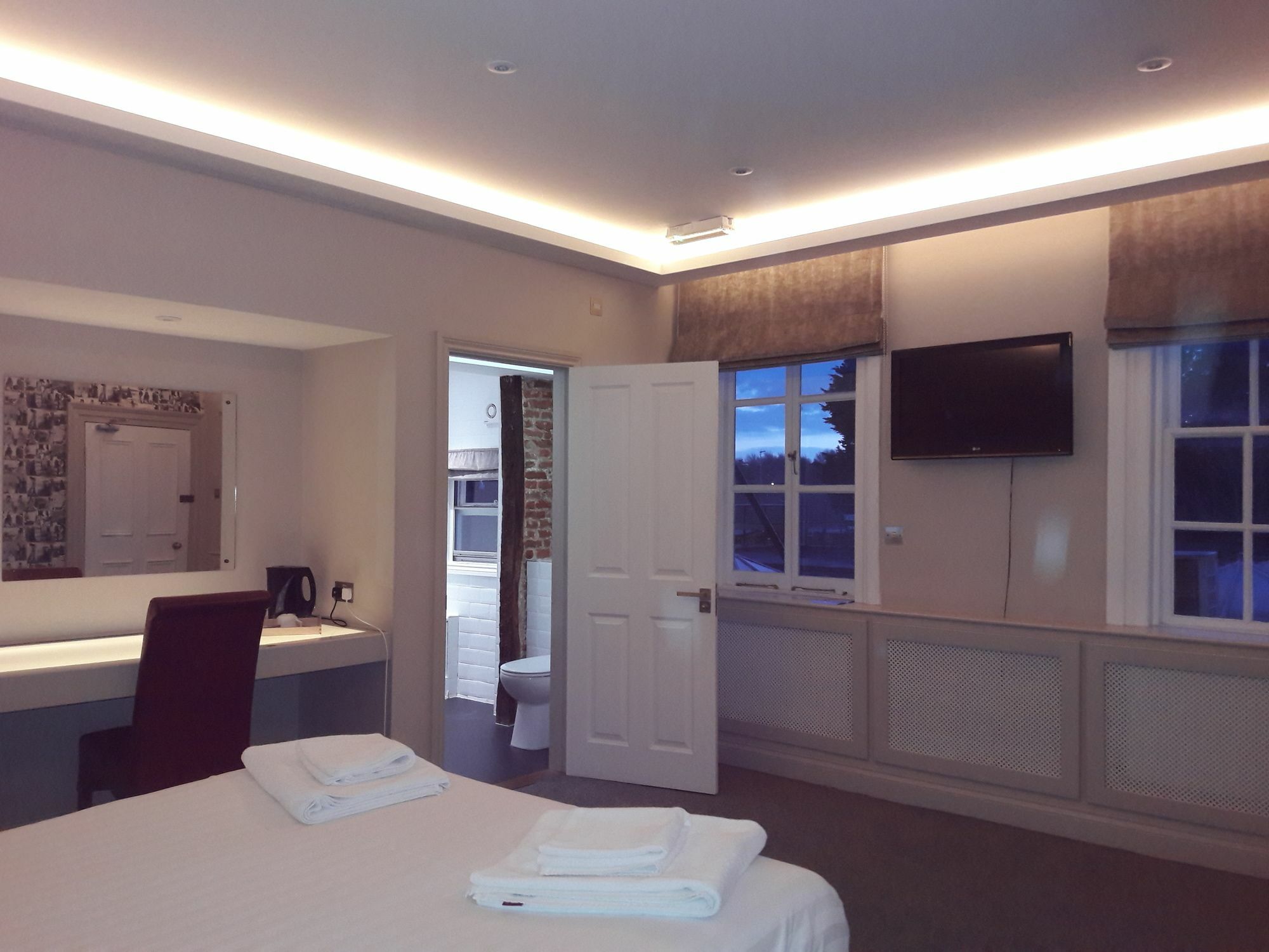 Limes Hotel Needham Market Dış mekan fotoğraf